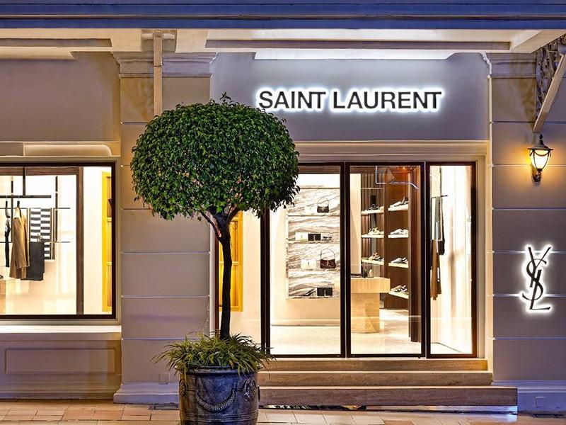 Boutique - cửa hàng YSL tại Việt Nam