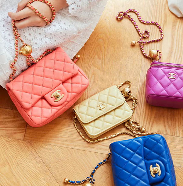 Các túi Chanel WOC