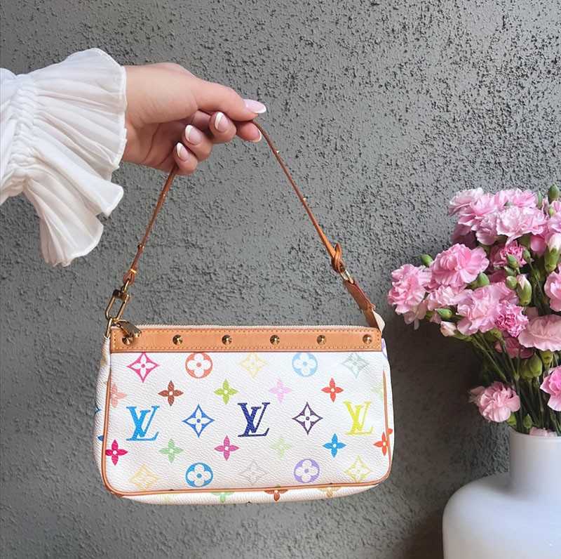 Túi Louis Vuitton Pochette Accessoires Multicolor White
