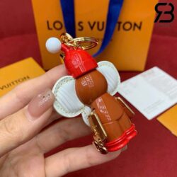 Móc Khóa Treo Túi Linh Vật LV My Vivienne Gỗ Xmast Best Quality
