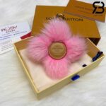 Móc Khóa Treo Túi Linh Vật LV My Vivienne Lông Hồng Best Quality