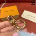 Móc Khóa Treo Túi Linh Vật LV Vivienne Fur Lông Trắng Best Quality