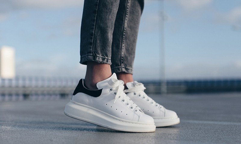 Giày Alexander McQueen Oversized Sneaker