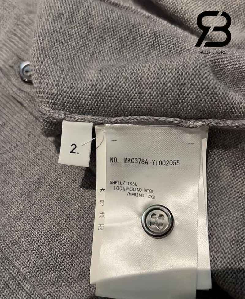 Áo Cardigan Thom Browne màu xám thực tế