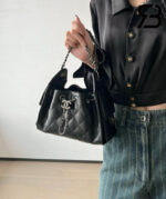 Túi Chanel 25 Mini Hobo Handbag Black Caviar Màu Đen 20CM Best Quality