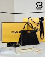 Túi Fendi Peekaboo ISeeU Petite Size 20 Black Python, góc nghiêng chi tiết
