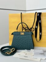 Túi Fendi Peekaboo ISeeU Petite Size 20 Green Ostrich sang trọng