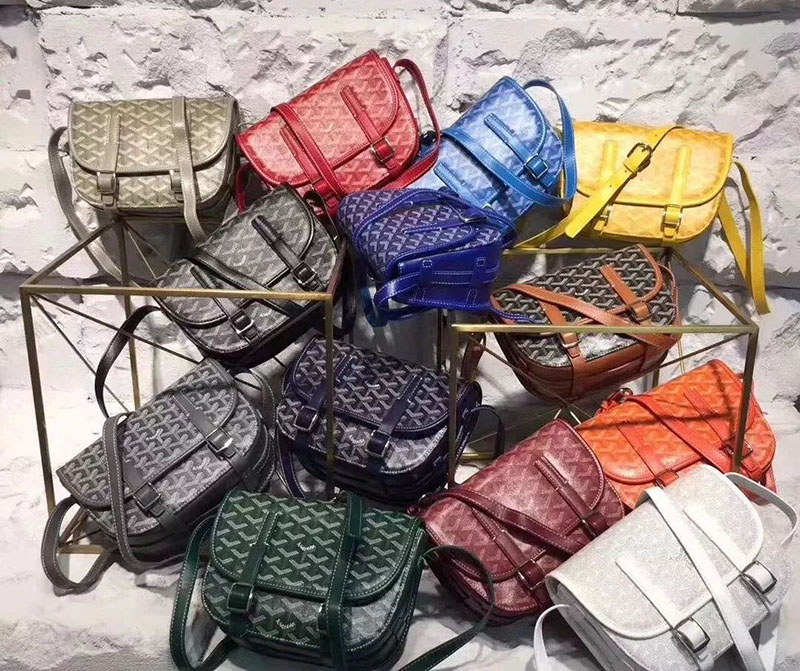 nhiều mẫu túi goyard xếp chồng lên nhau