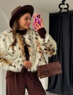 Túi Jacquemus The Long Bambino Brown Cowskin 28CM chất lượng cao