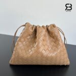 Túi Bottega Veneta Dustbag Medium Pale Brown Intrecciato Calfskin 32CM Kem