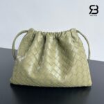 Túi Bottega Veneta Dustbag Medium Travertine Intrecciato Calfskin 32CM màu xanh olive