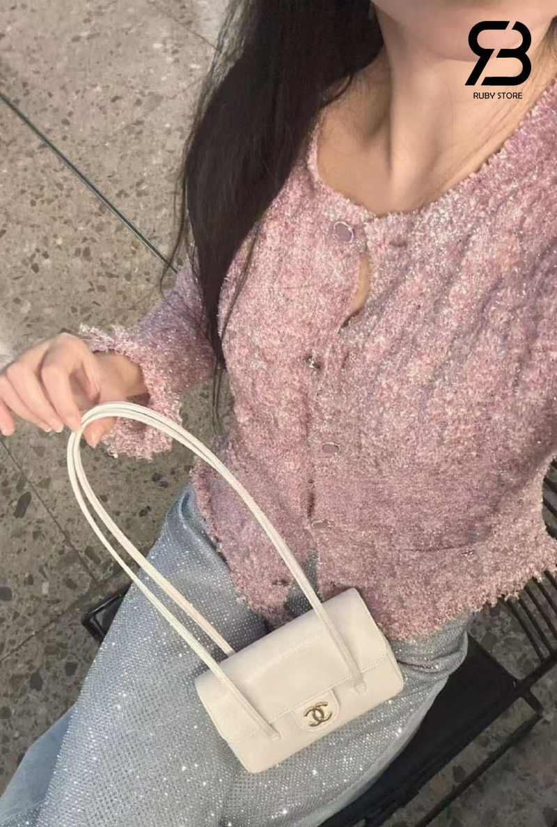 túi Chanel 26P Preppy Coco màu trắng size Mini