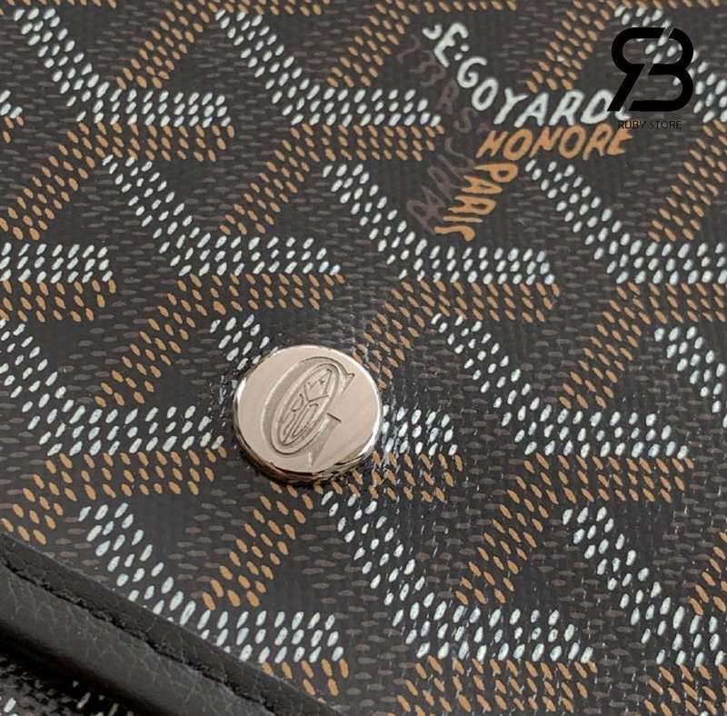 Chất liệu Goyardine độc quyền trên túi Goyard