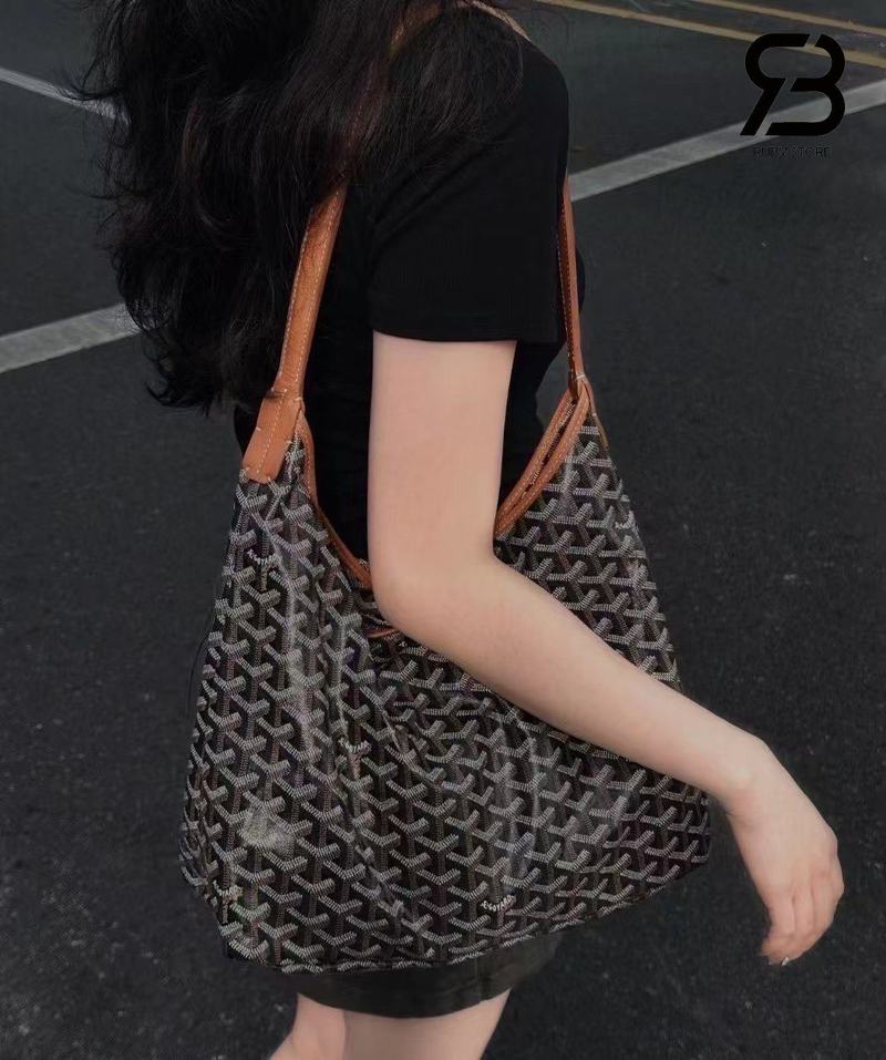 Túi Goyard màu nâu phối outfit đen cho nữ