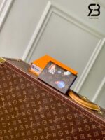 Ví LV Passport Cover Vivienne Winter Holiday M15320 chất lượng tốt