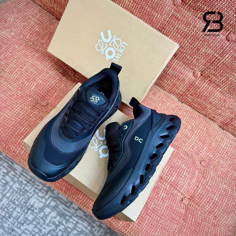 Giày Loewe x On Cloudtilt 2 All Black Đen Full Best Quality góc nghiêng chi tiết