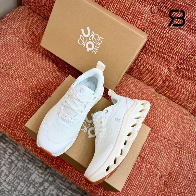 Giày Loewe x On Cloudtilt 2 All White Trắng Full Best Quality góc nghiêng chi tiết