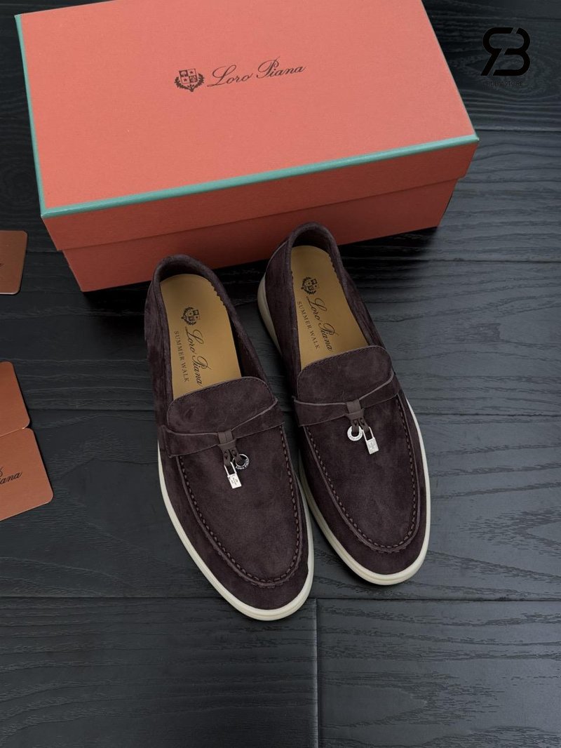 Giày Loro Piana Summer Charms Walk Loafer Suede Chocolate góc nghiêng chi tiết