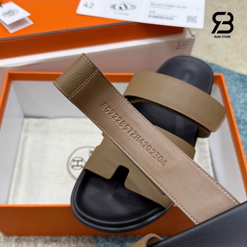 Dép Hermes Chypre Sandal Etoupe Da Epsom Xám Voi Best Quality, thiết kế tinh tế