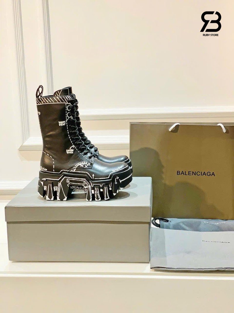 Giày Balenciaga Bulldozer Laceup Boot Black Outline Calfskin chi tiết góc nghiêng