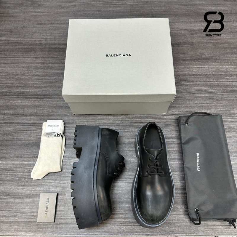 Giày Balenciaga Strike Platform Derby in Black Low-top chất lượng tốt góc nghiêng chi tiết