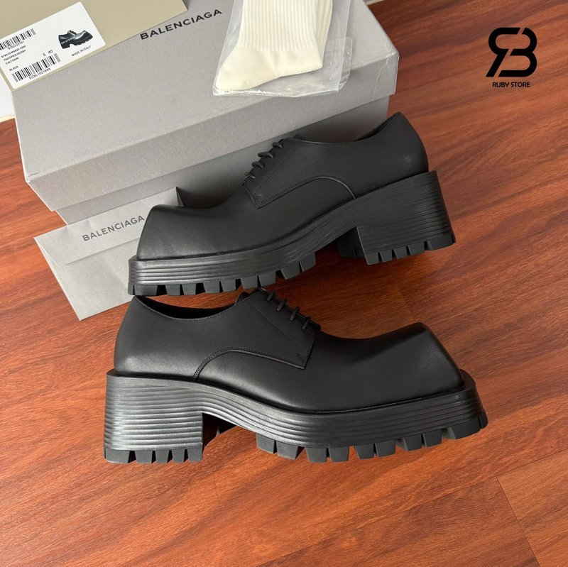 Giày Balenciaga WMNS Trooper Derby Black Best Quality góc nghiêng chi tiết