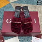 Giày Cao Gót Nhung Gucci Jacquard Burgundy Velvet Bow Mules Màu Đỏ chi tiết góc nghiêng