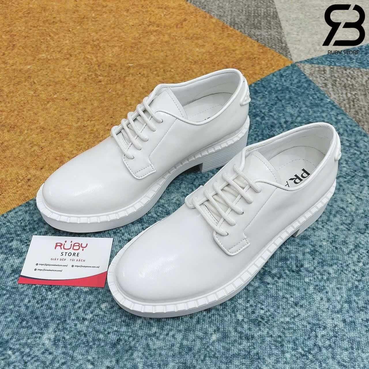 Giày Prada White Derby Shoes Màu Trắng Best Quality góc nghiêng chi tiết