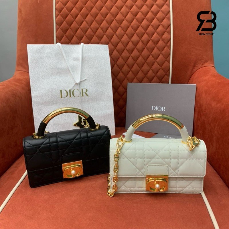 Túi Dior Ange Mini Bag Black Macrocannage Lambskin chi tiết góc nghiêng