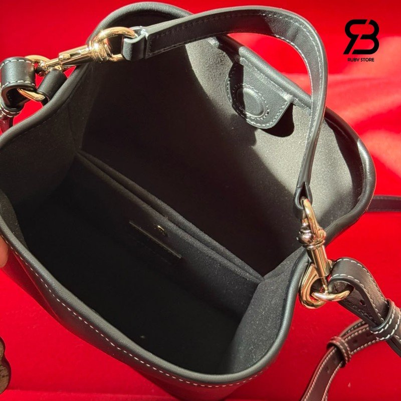 Túi Gucci GG Emblem Small Bucket Bag Black Leather cao cấp