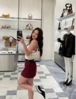 Túi Gucci GG Emblem Small Shoulder Bag Beige Silver GG Canvas chất lượng tốt