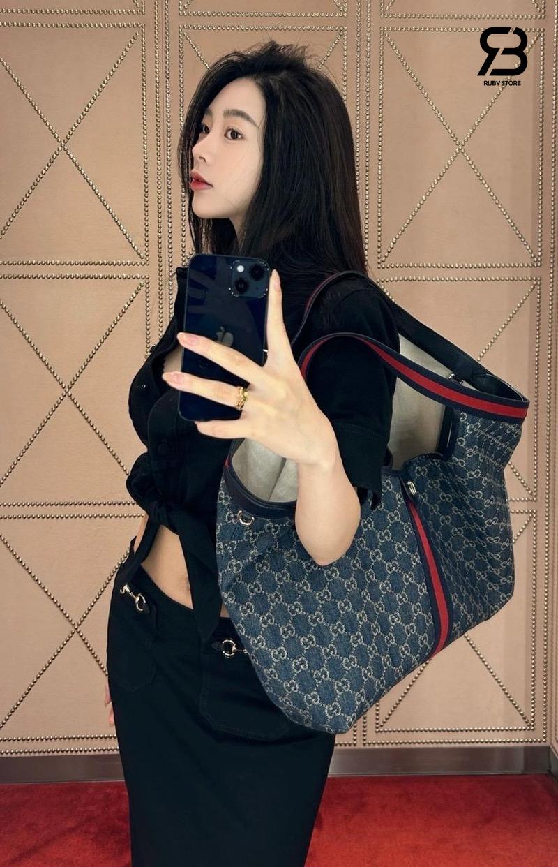 Túi Gucci Giglio Large Tote Bag Blue White GG Denim 853971 Size 54CM sang trọng
