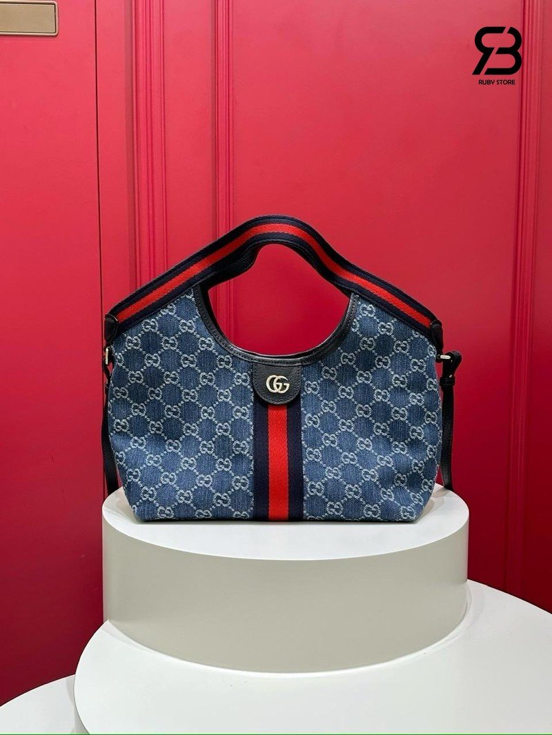 Túi Gucci Giglio Small Tote Bag Blue White GG Denim 860845 góc nghiêng chi tiết