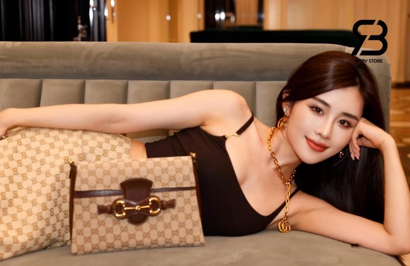 Túi Gucci Horsebit Duomo Medium Top Handle Bag Sand Brown GG Canvas đẹp sang trọng