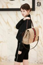 Túi Gucci Paparazzo Medium Top Handle Bag Sand Brown GG Canvas đẹp mắt