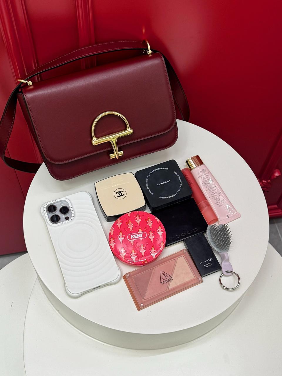 Túi Gucci Siena Small Shoulder Bag Red Calfskin 846705 Size 22CM hàng hiệu sang trọng