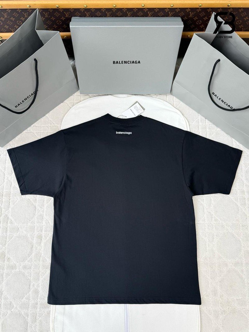 Áo Balenciaga Medium Fit T-shirt Black Best Quality góc nghiêng chi tiết