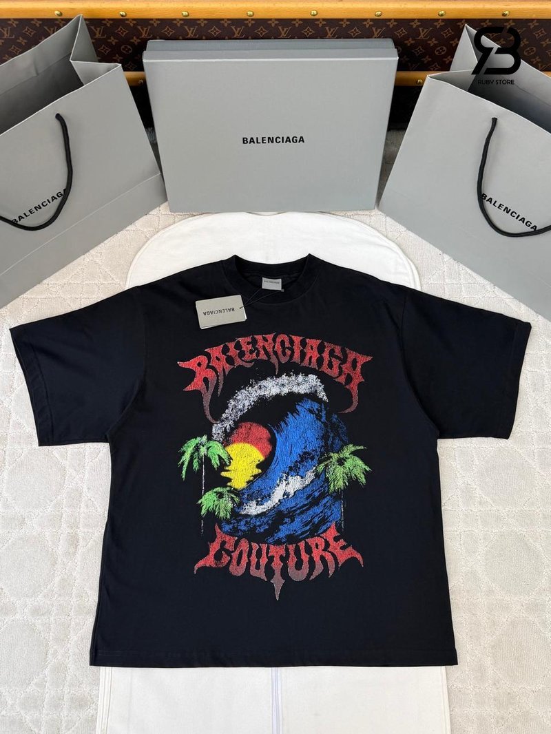 Áo Balenciaga Vintage Surfer Oversized T-shirt Black Best Quality, phong cách thời trang hiện đại.