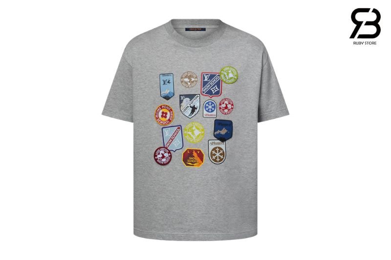 Áo LV Signature Patches T-Shirt Gray Melange Màu Xám phong cách thời trang hiện đại