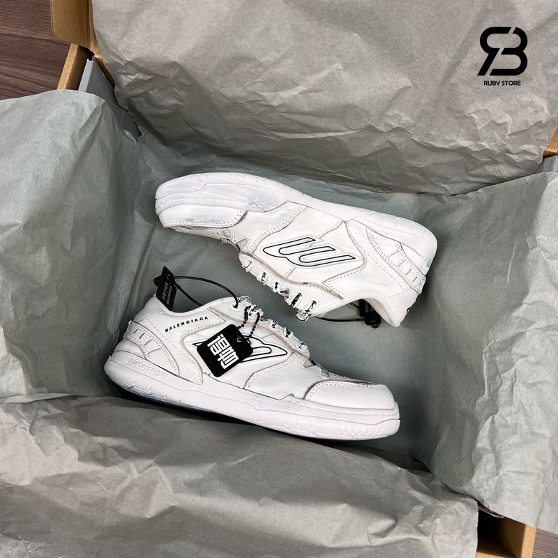 Giày Balenciaga Hamptons Worn-out Sneaker in White chất lượng tốt
