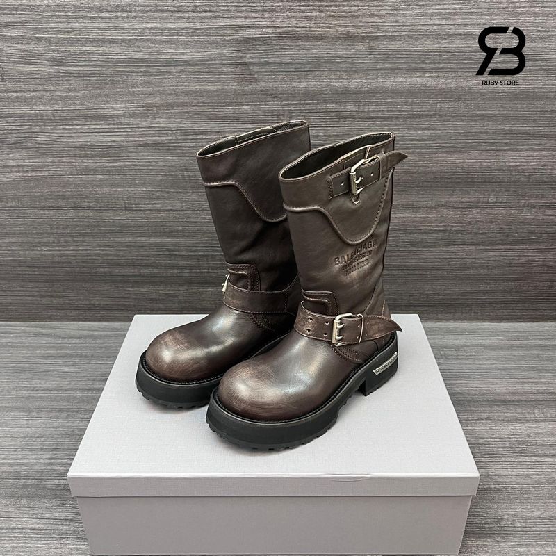 Giày Balenciaga Venom Boot in Brown Calfskin chi tiết góc nghiêng