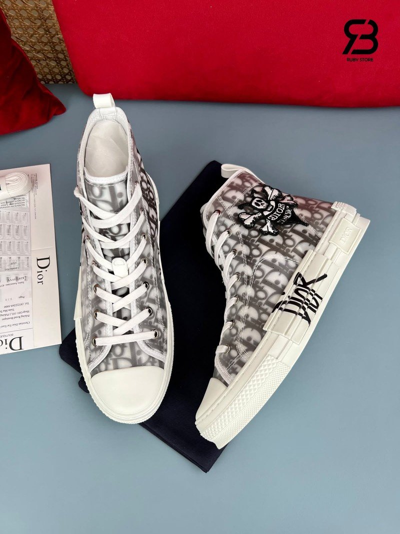 Giày Dior B23 High Top Bee Embroidery chi tiết góc nghiêng