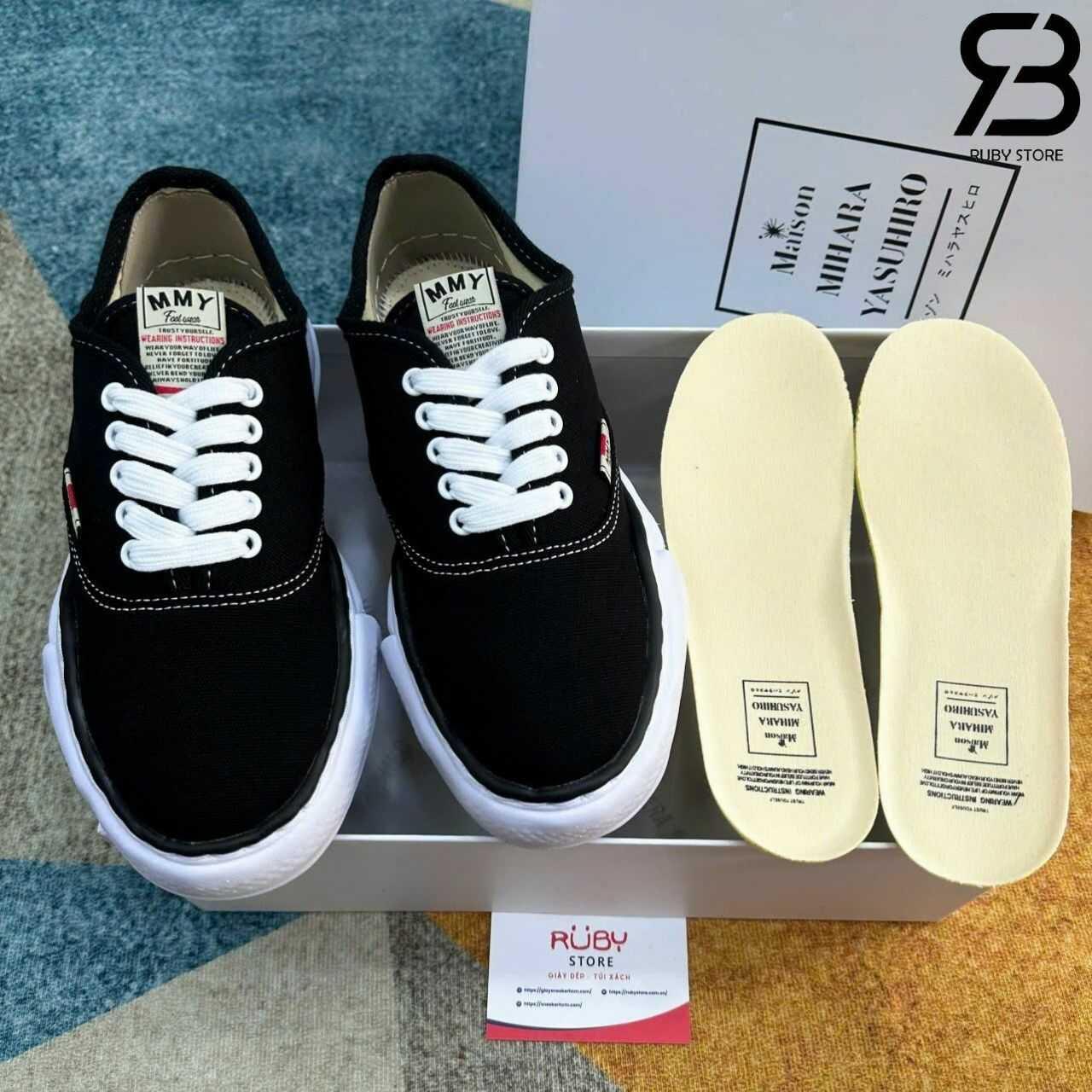 Giày Maison MMY Baker Canvas Low Top Sneakers Black Đen góc nghiêng chi tiết