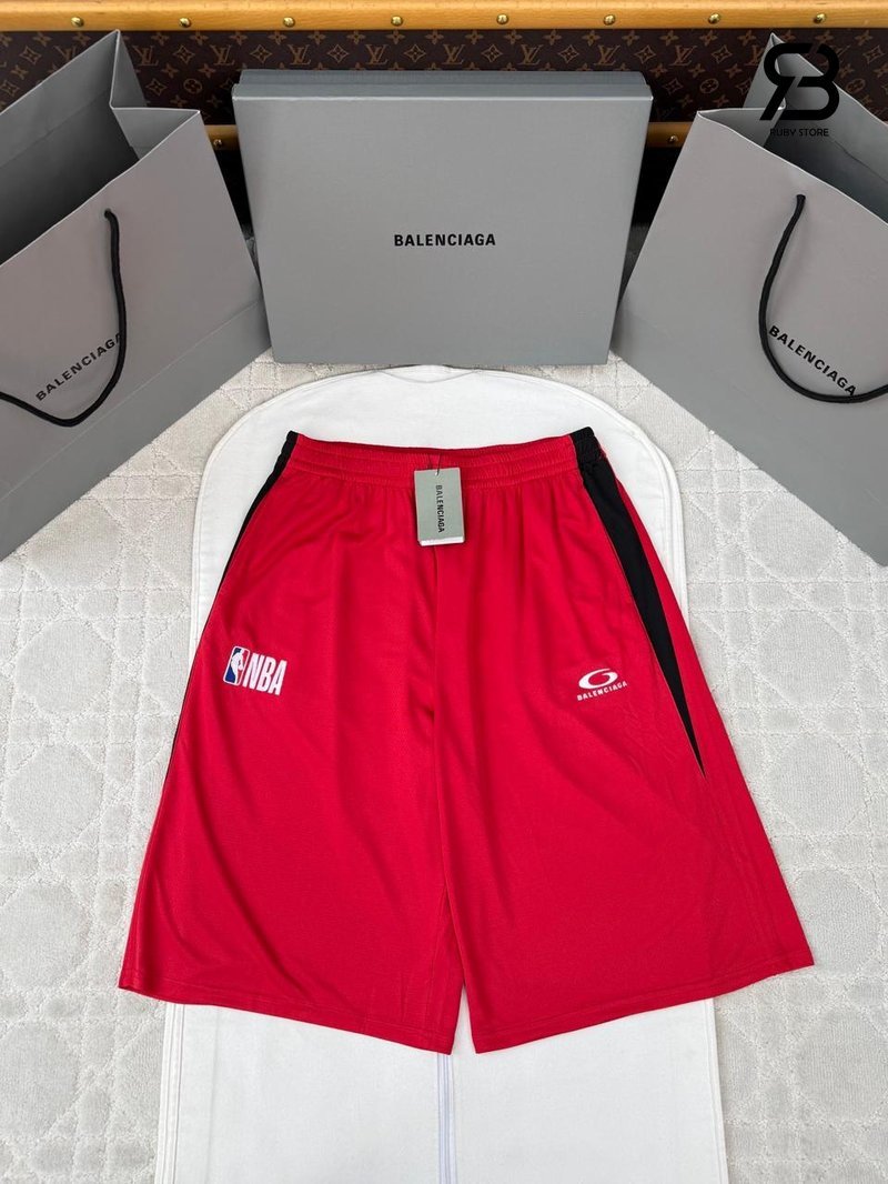 Quần Áo Balenciaga x NBA Oversized T-shirt Red Best Quality, phong cách thể thao sang trọng.