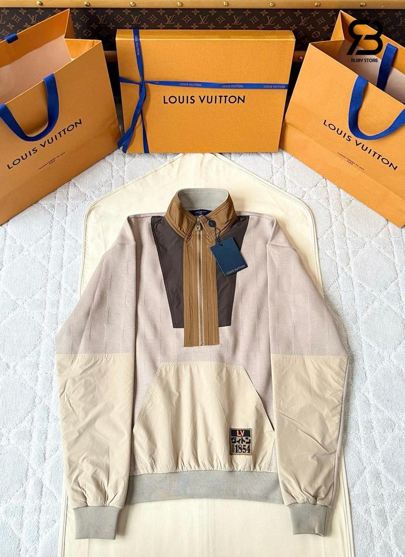 Áo Khoác LV Damier Hybrid Half-Zip Workwear Pullover 1AIMJY Brown chất lượng tốt