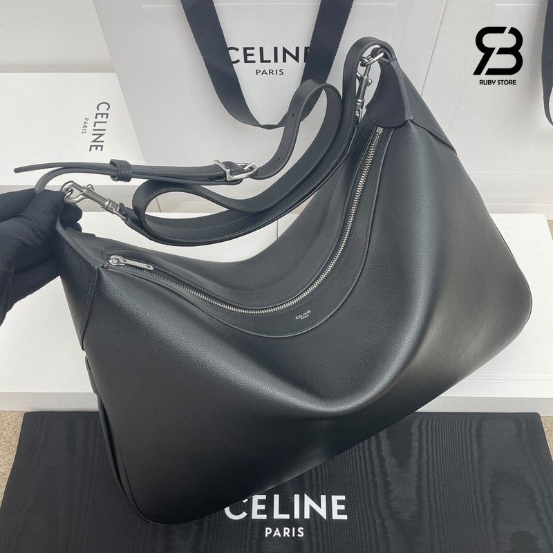 Túi Celine Large Romy in Black Supple Grained Calfskin chi tiết góc nghiêng