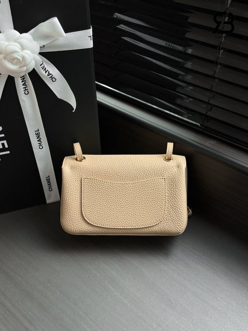 Túi Chanel 26FW Mini Flap Bag Beige Grained Calfskin sang trọng