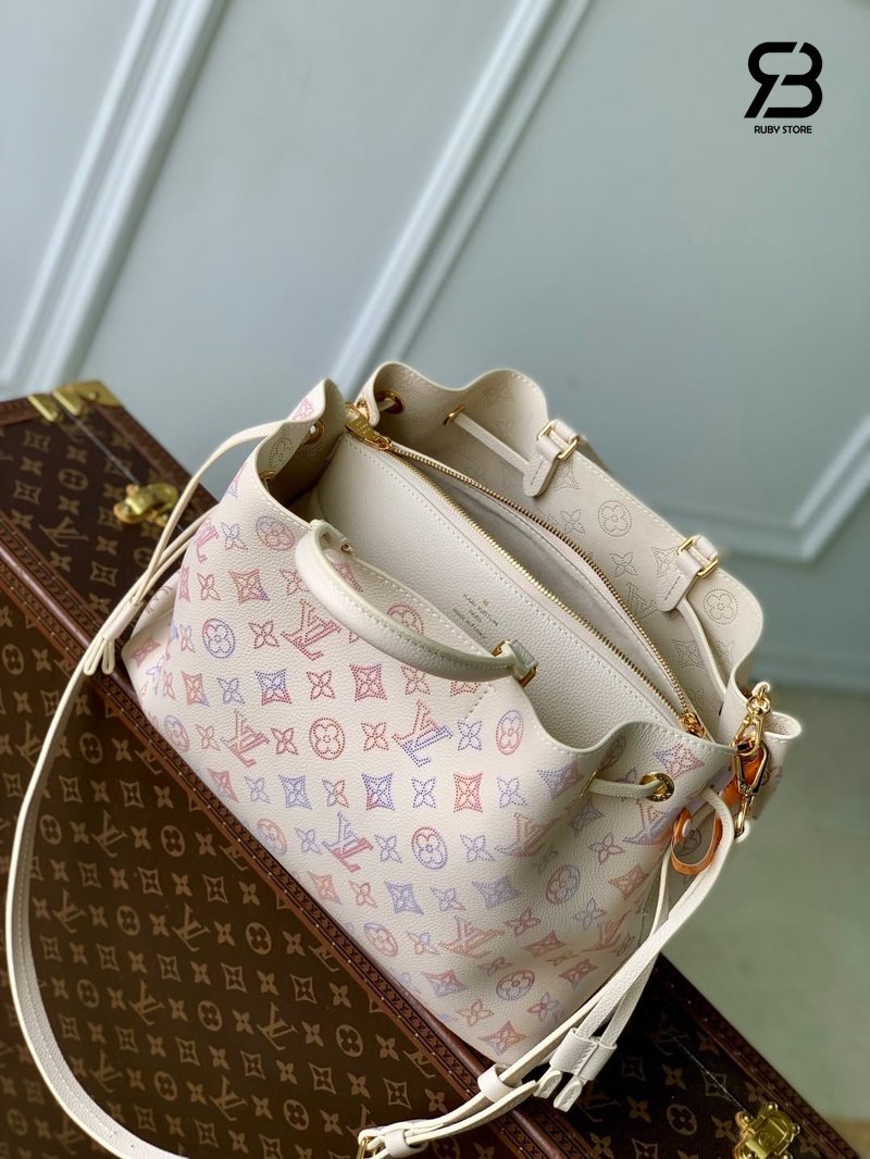 Túi LV Bella Tote M15116 Dream Beige Mahina Calfskin sang trọng